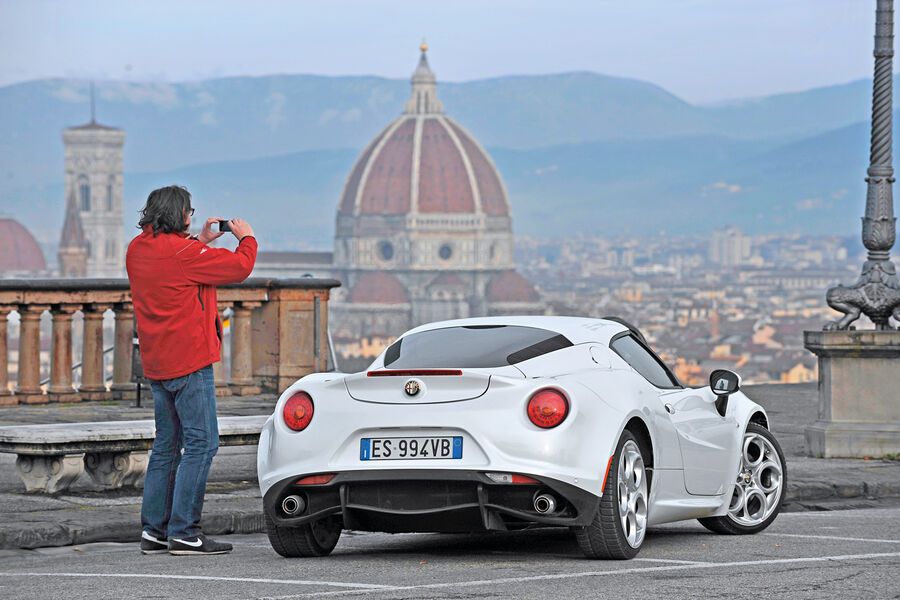  - Alfa-Romeo-4C-Heckansicht-Heinrich-Lingner-Florenz-fotoshowBigImage-27d04e45-753510