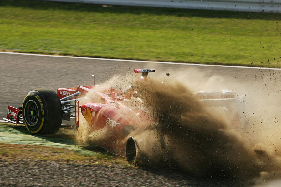 [Imagen: Alonso-Kollision-GP-Japan-2012-19-fotosh...635394.jpg]