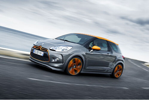 Citroen-DS3-Racing-f498x333-F4F4F2-C-607bd360-308526.jpg