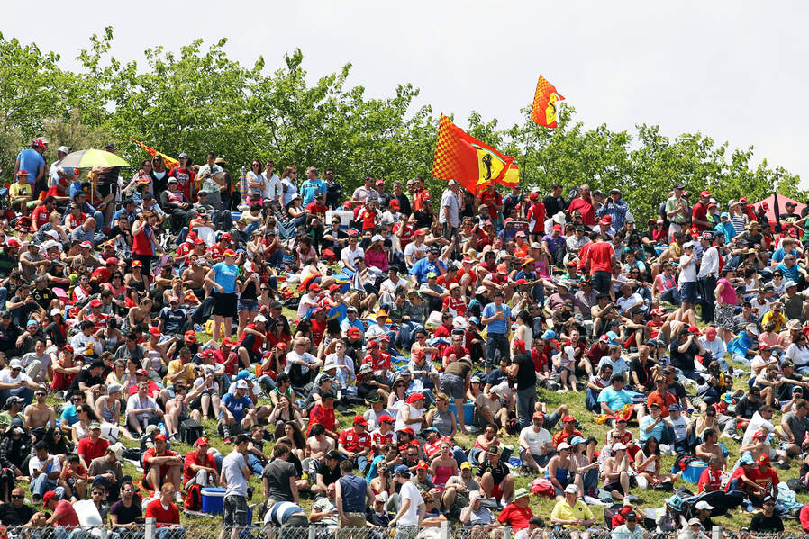 Fans-Formel-1-GP-Spanien-11-Mai-2013-19-fotoshowImageNew-232274c0-682321.jpg