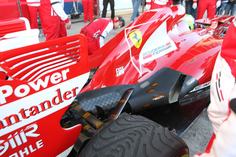 [Imagen: Felipe-Massa-Ferrari-Formel-1-Test-Jerez...658903.jpg]