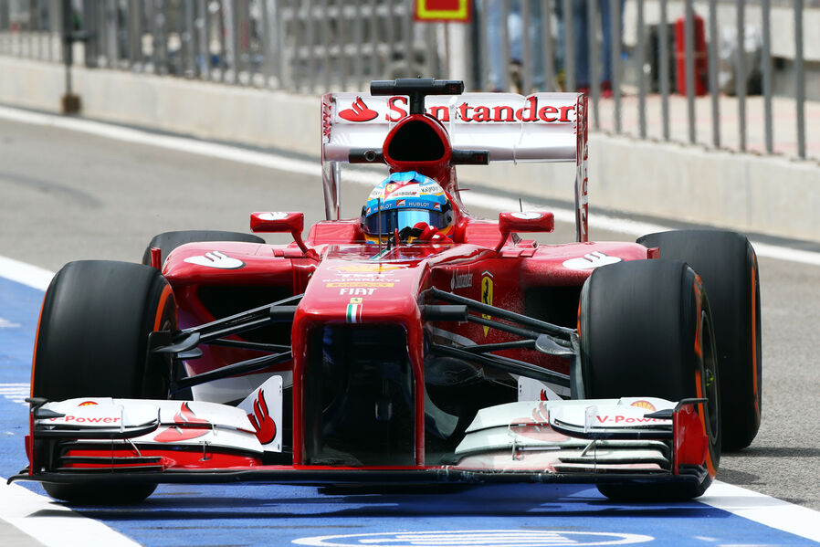 Fernando-Alonso-Ferrari-Formel-1-GP-Bahrain-19-April-2013-19-fotoshowImageNew-bc894ff2-677721.jpg
