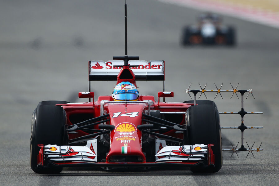 [Imagen: Fernando-Alonso-Ferrari-Formel-1-Test-Ba...758260.jpg]