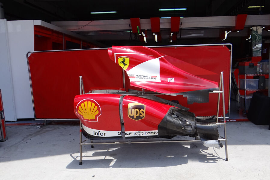 [Imagen: Ferrari-Formel-1-GP-Malaysia-20-Maerz-20...670715.jpg]