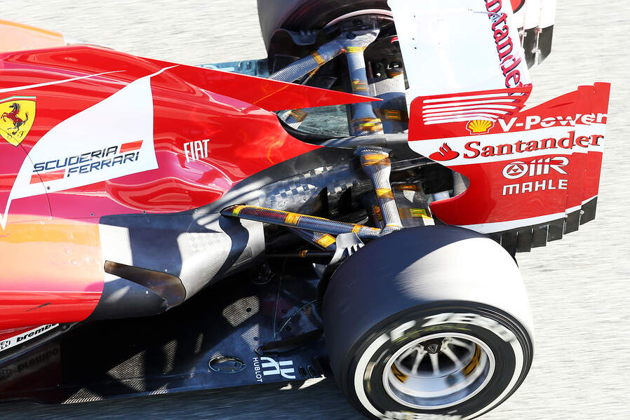 Ferrari-Formel-1-Test-Jerez-7-2-2013-19-fotoshowImageNew-677073bf-659783.jpg