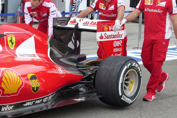 Ferrari-GP-Italien-Monza-Freitag-4-9-2015-fotoshowImage-59275f3f-893742.jpg