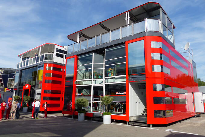 Ferrari-Motorhome-GP-Spanien-2015-Barcelona-fotoshowImage-895a43d5-862097.jpg