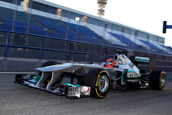 Formel-1-Test-Jerez-8-2-2012-Michael-Schumacher-Mercedes-GP-fotoshowImage-b1fd28de-569091.jpg