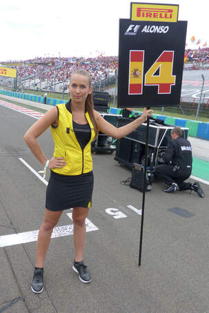 Grid-Girls-GP-Ungarn-2015-Budapest-fotoshowImage-e28e49ad-885406.jpg