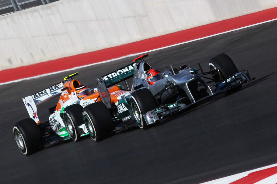 Huelkenberg-vs-Schumacher-Formel-1-Austin-GP-USA-2012-19-fotoshowImageNew-64851a0a-644869.jpg