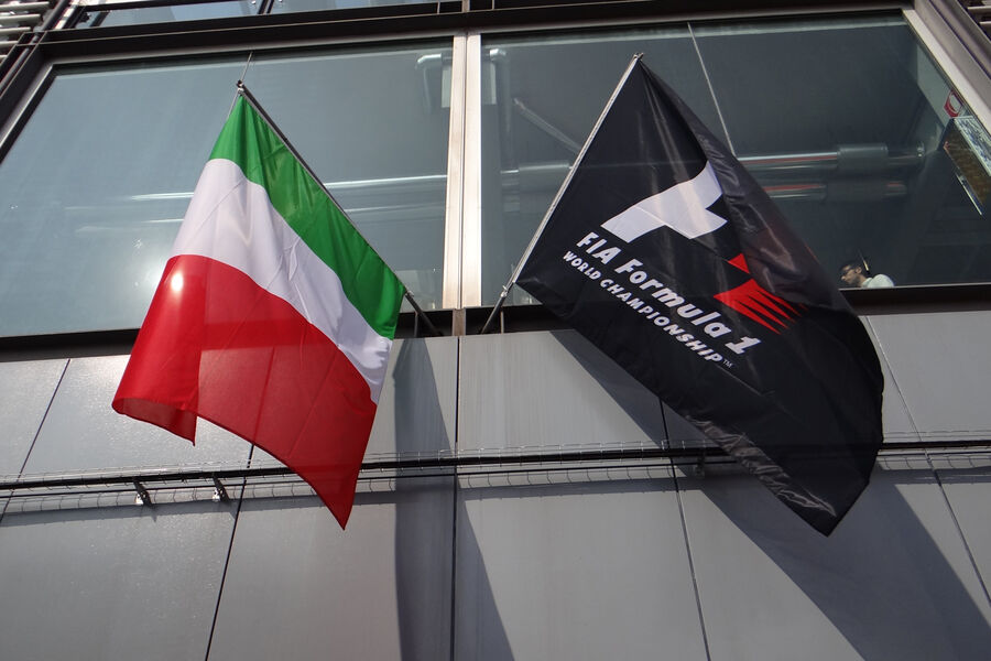 [Imagen: Impressionen-Formel-1-GP-Italien-Monza-5...716117.jpg]