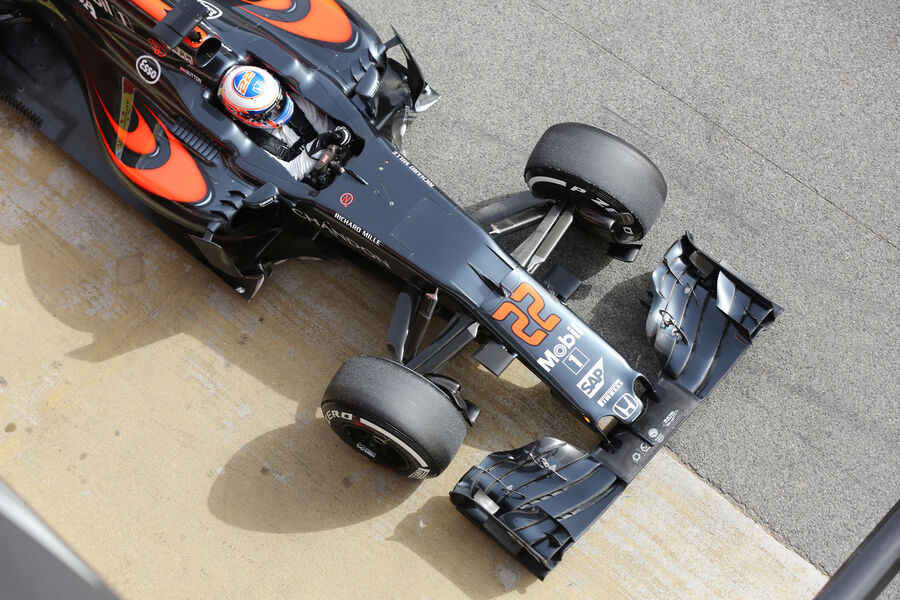 [Imagen: Jenson-Button-McLaren-Formel-1-Test-Barc...928724.jpg]