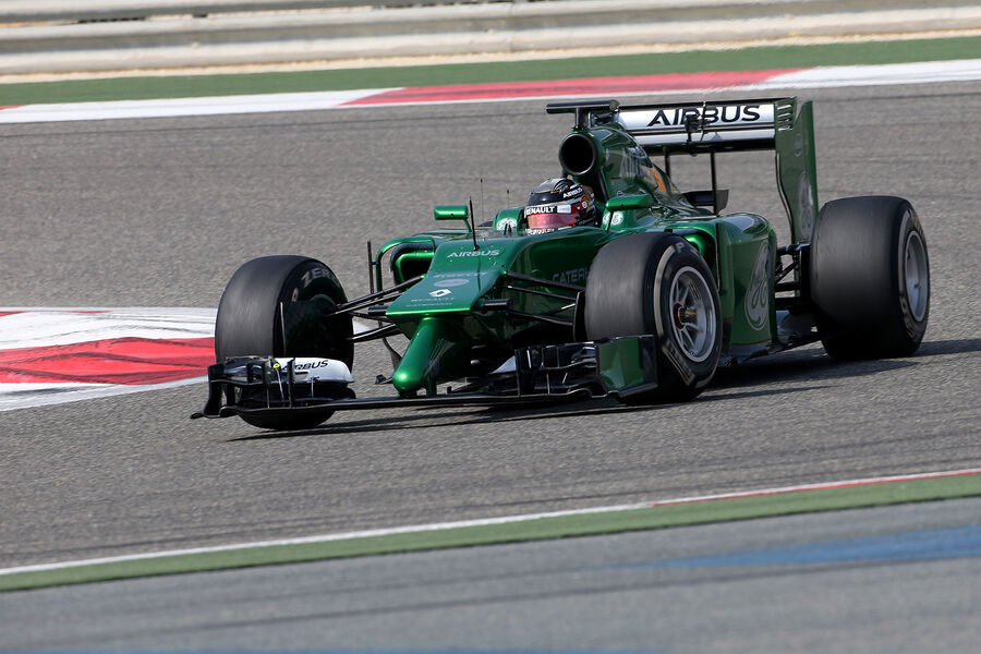 Kamui-Kobayashi-Caterham-Formel-1-Test-Bahrain-27-Februar-2014-fotoshowBigImage-29df587b-758074.jpg