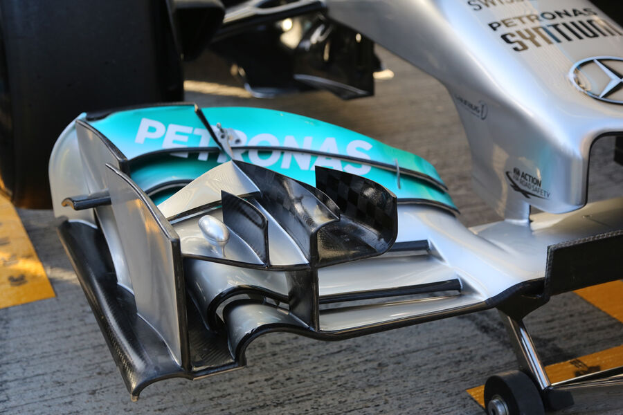 [Imagen: Lewis-Hamilton-Mercedes-Formel-1-Jerez-T...751083.jpg]