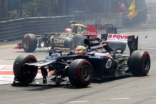 Maldonado-Grosjean-Crash-GP-Monaco-2012-articledetailmobile-b04c1127-612232.jpg