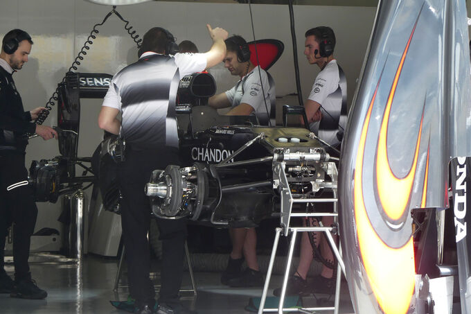 McLaren-Honda-GP-China-Shanghai-Donnerst