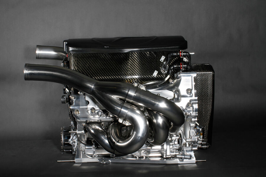 Mercedes-F1-V8-2013-Motor-19-fotoshowImageNew-f33dbdb0-653991.jpg