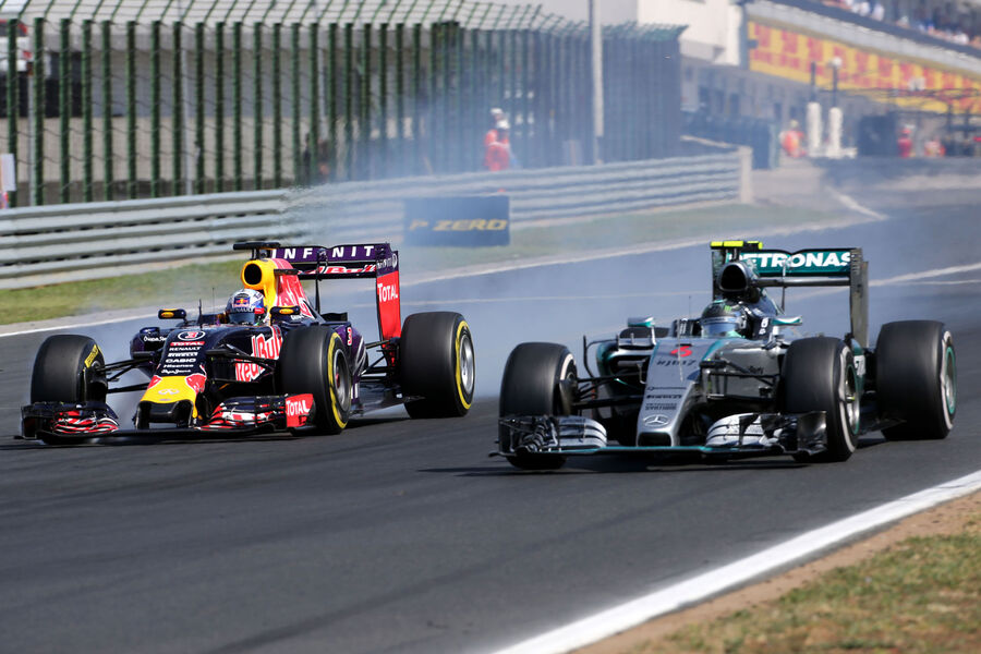 [Imagen: Nico-Rosberg-Mercedes-Daniel-Ricciardo-R...885263.jpg]