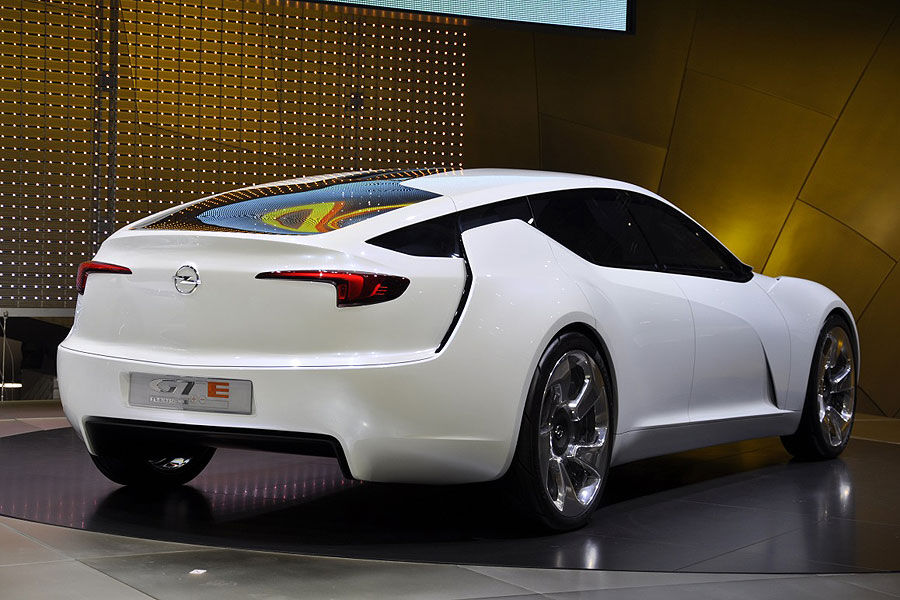 Opel-zeigt-mit-dem-Flextreme-GT_E-ein-Elektroauto-im-Mittelklasse-Format--f900x600-F4F4F2-C-f1cf30df-311844.jpg