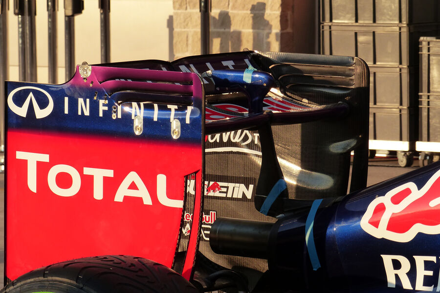 Red-Bull-Formel-1-GP-USA-30-Oktober-2014-fotoshowBigImage-50e87392-820637.jpg