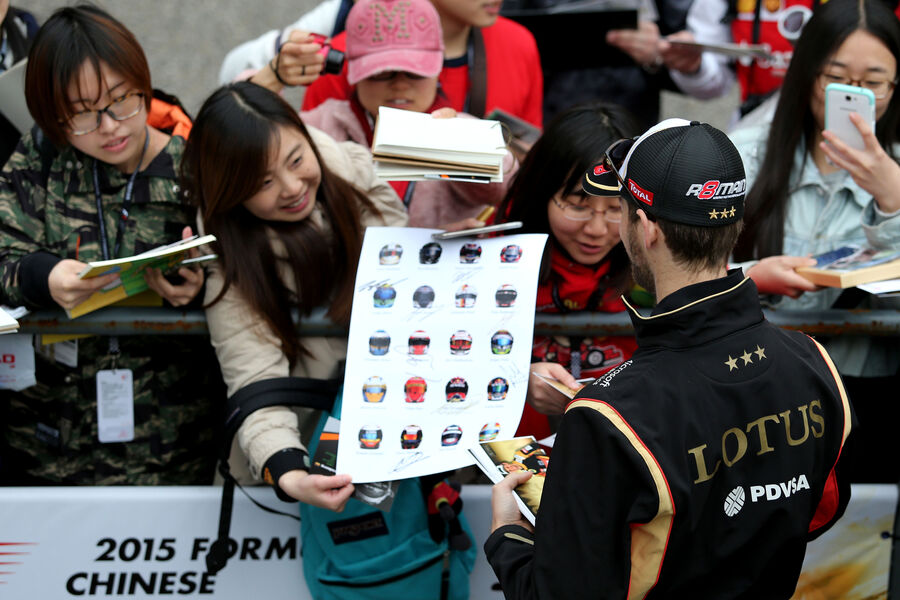 [Imagen: Romain-Grosjean-Lotus-Formel-1-GP-China-...856216.jpg]