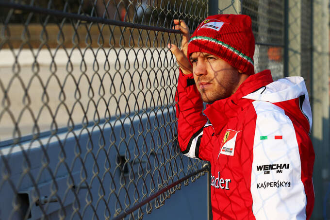 Sebastian-Vettel-Ferrari-Formel-1-Test-Barcelona-19-Februar-2015-fotoshowImage-8481cb87-845345.jpg