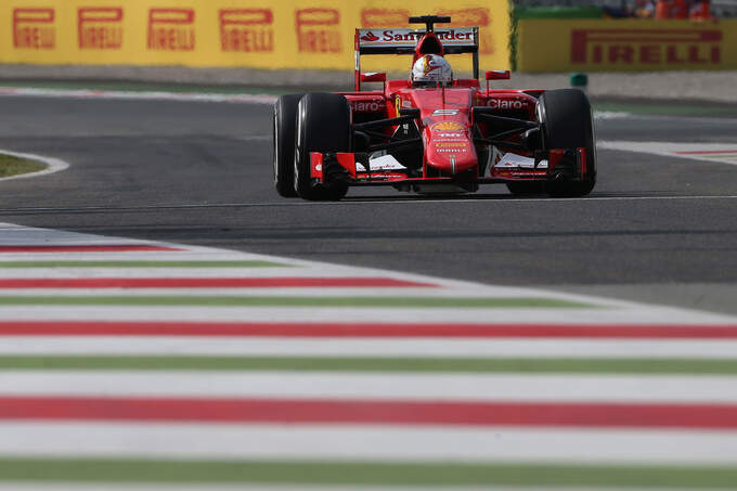 Sebastian-Vettel-Ferrari-GP-Italien-Monza-Freitag-4-9-2015-fotoshowImage-561aff82-893710.jpg