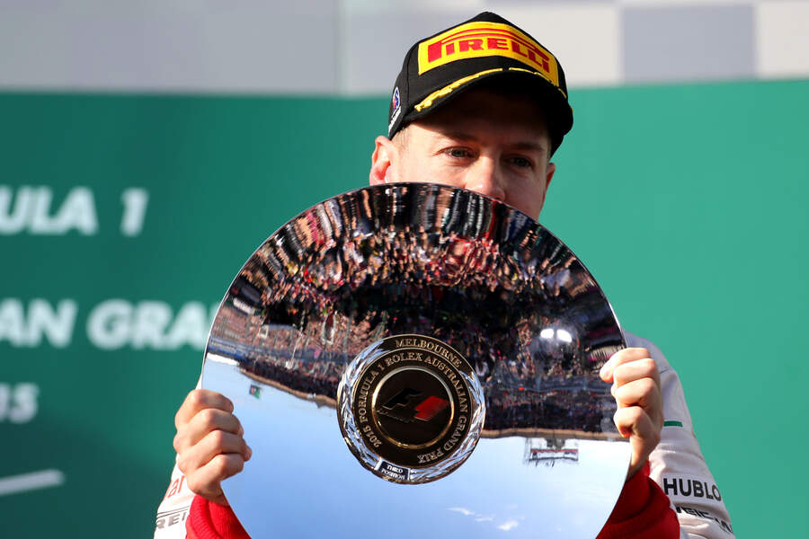 Sebastian-Vettel-Formel-1-GP-Australien-2015-fotoshowBigImage-5df1bdfd-850315.jpg