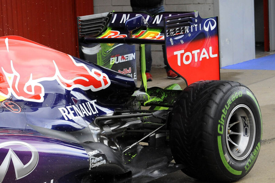 Sebastian-Vettel-Red-Bull-Formel-1-Test-Barcelona-01-Maerz-2013-19-fotoshowImageNew-6773615a-664811.jpg