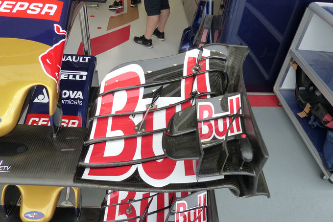 [Image: Toro-Rosso-Formel-1-GP-Singapur-18-Septe...897540.jpg]