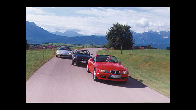 Bmw z3 1.9 vs mazda mx 5 #7